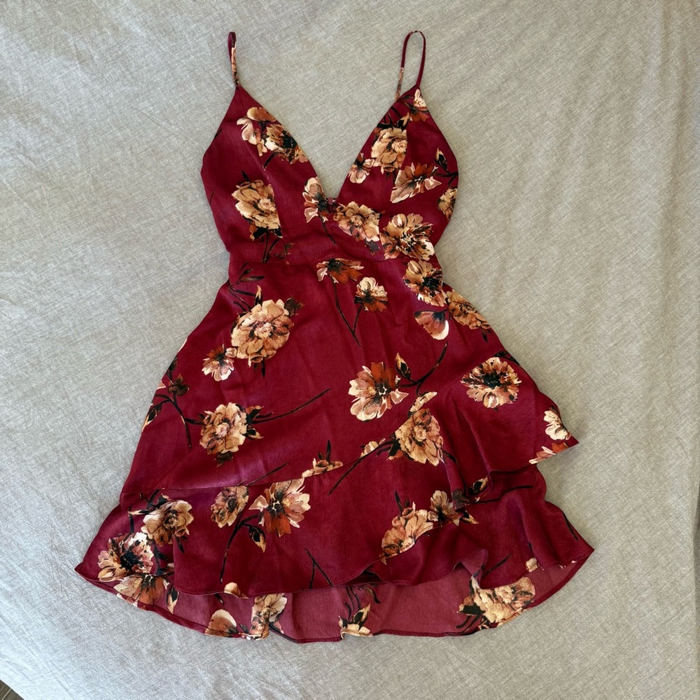 🌹 Cotton Candy LA Burgundy Floral Ruffle Dress - Size S